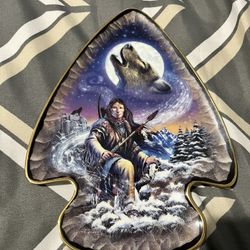 FRANKLIN MINT LONE WOLF GUARDIAN ARROWHEAD PLATE