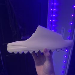 Adidas Yeezy Slides “Bones”