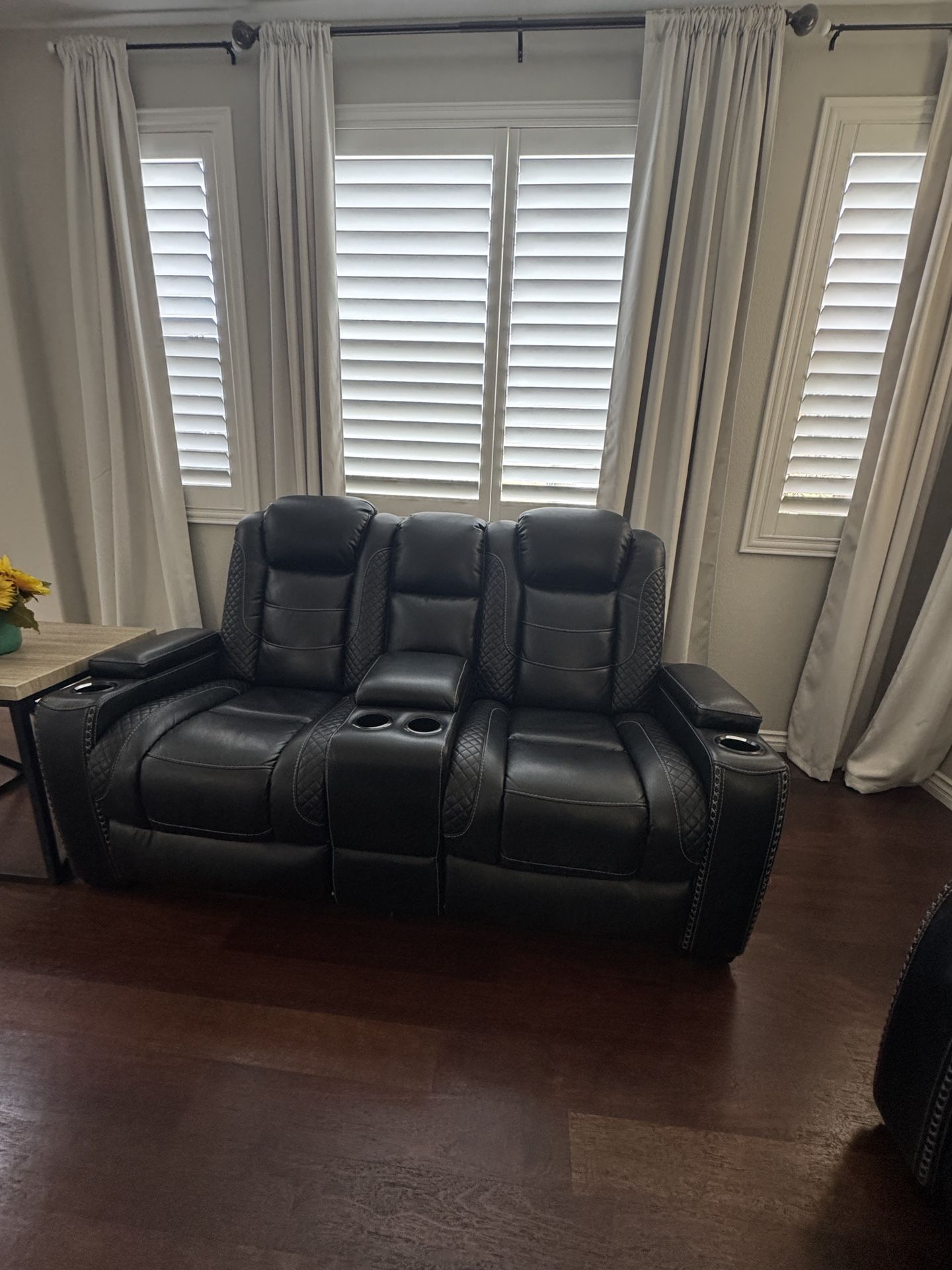 Ashley recliner set