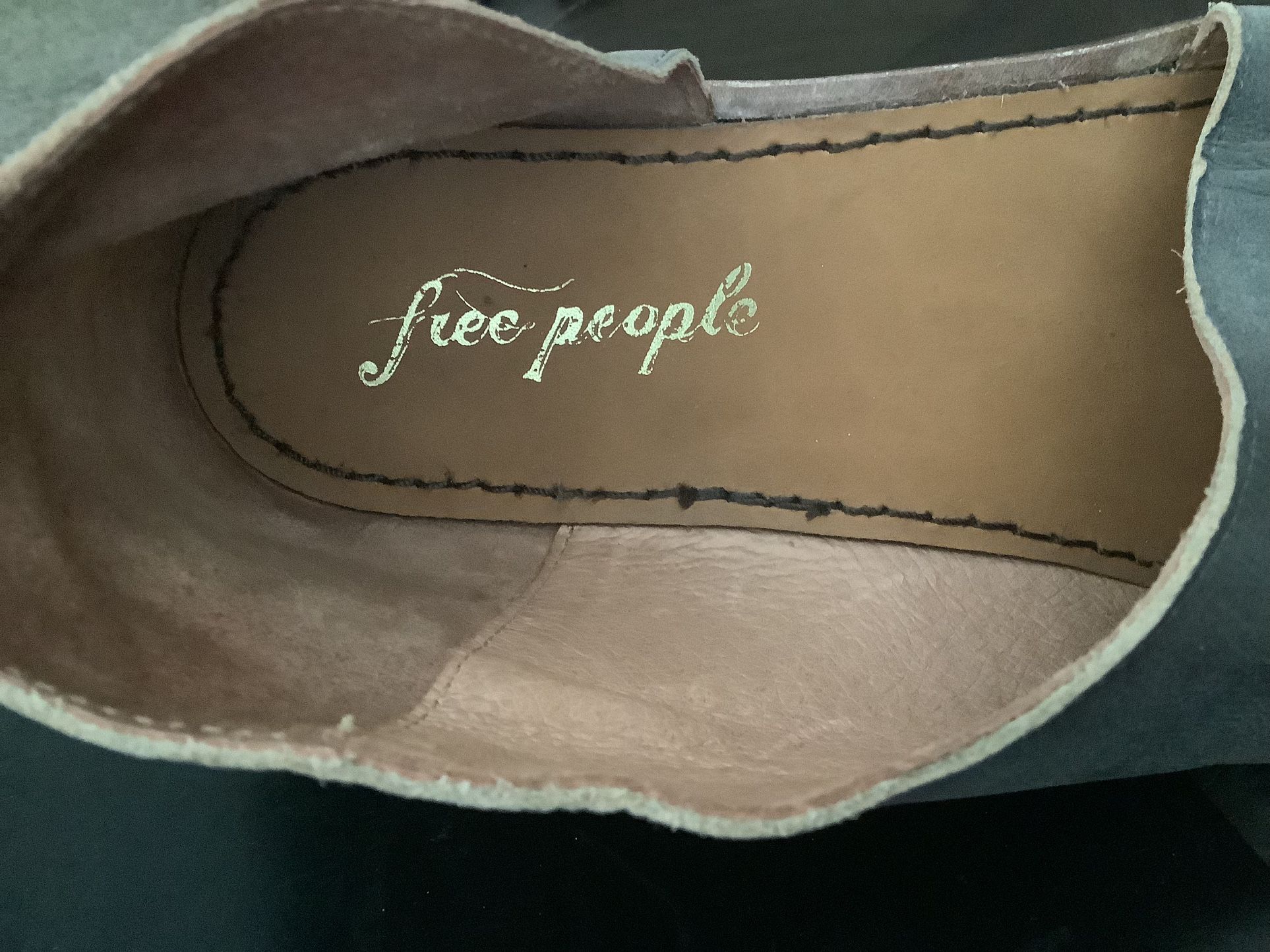 Free People Sandals slightly worn with Love