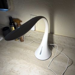 Reading lamp