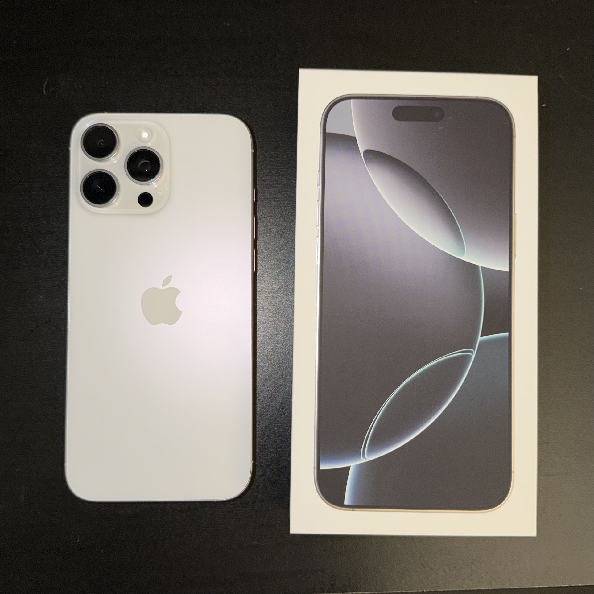 Iphone 16 Pro Max 512GB White Unlocked (Super Like New Condition)