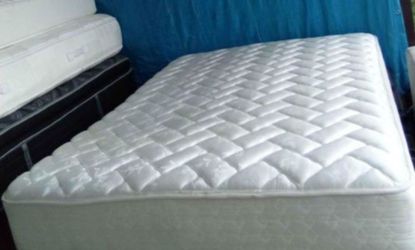 Queen Size Mattress (Colchón Queen Size)