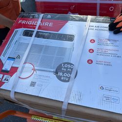 Frigidaire 18,000 DOE BTU 230-Volts Window Air Conditioner Cools 1,020 sq. ft. with Remote and Wifi in White