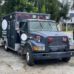 Heavy Duty Diesel Truck Ambulance