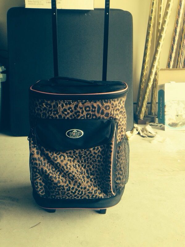 TCL Cool Carry Single Rolling Cooler - Leopard