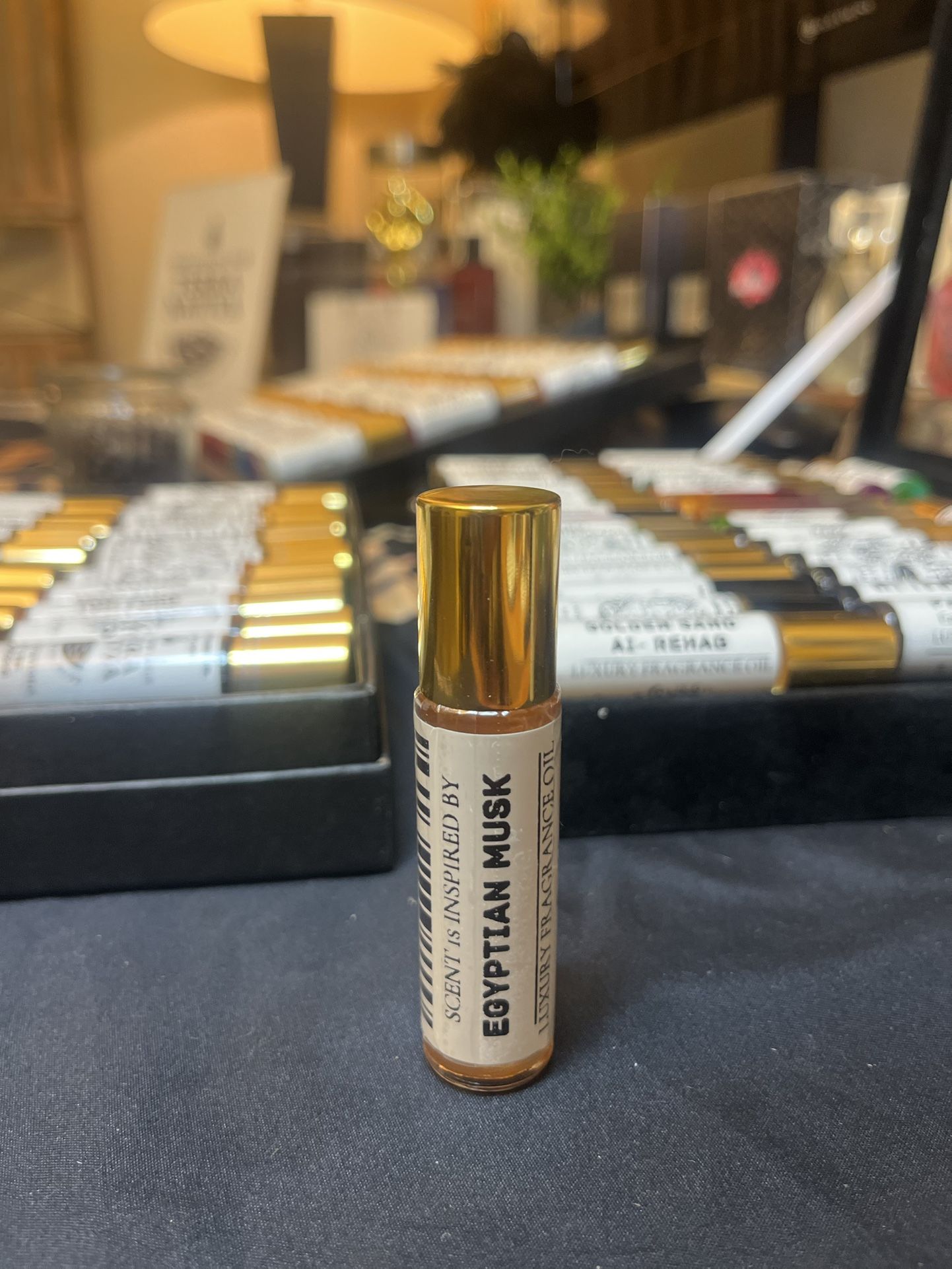 πΊ Egyptian Musk Perfume Oil β Timeless & Exotic Unisex Classic! πΊ Pure Perfume Oil | Made in USA πΊπΈ β¨ Description: Embrace the alluring softness