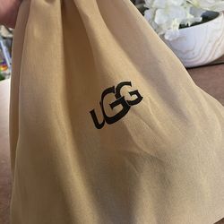 Uggs toddler mini boots