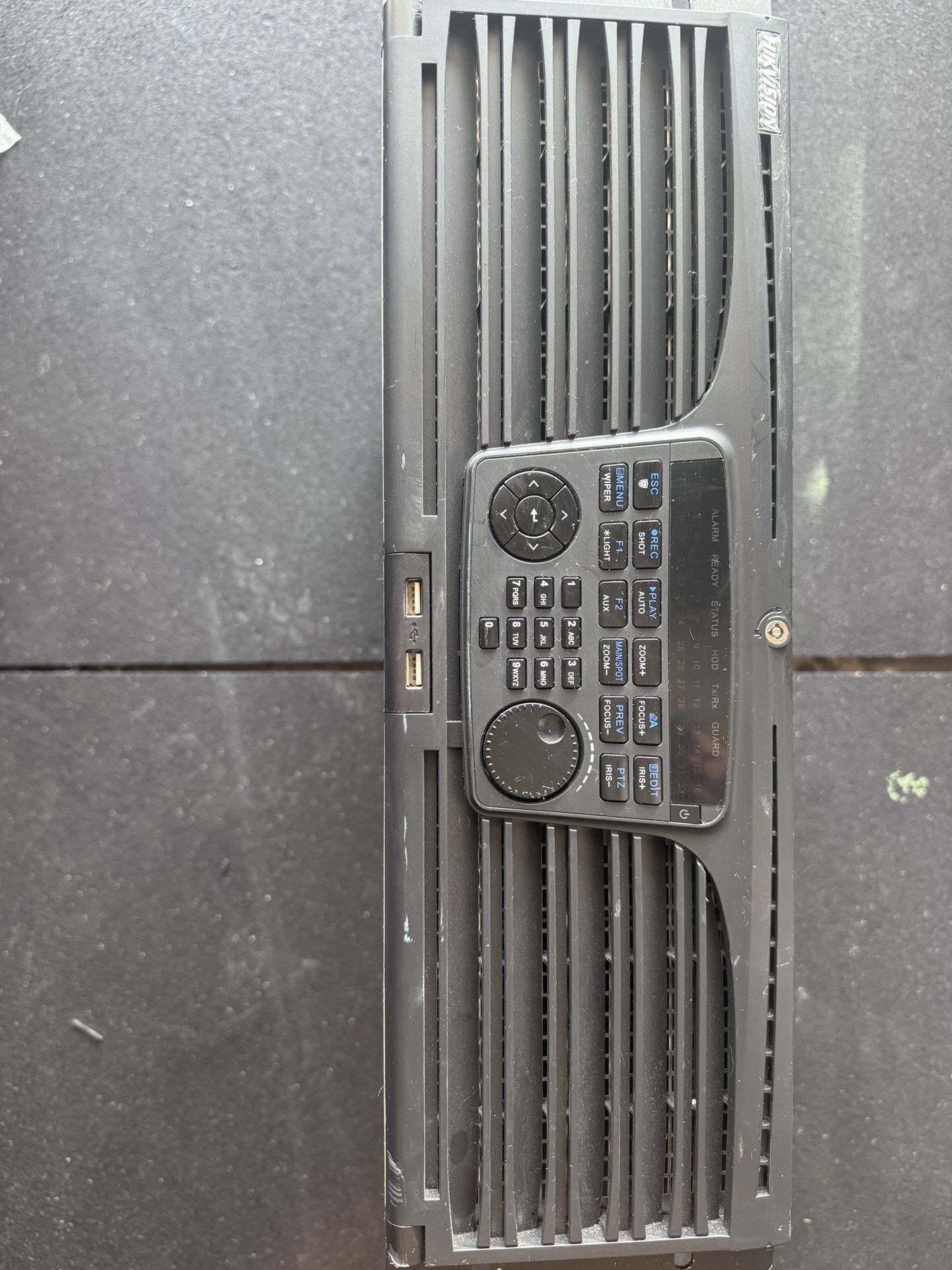 HikVision DS-9632NI-I16