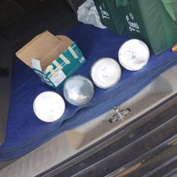 4 Flood Light Bulbs 
