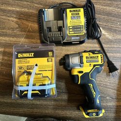 Brushless DeWalt Xtream 12-Volt Drill