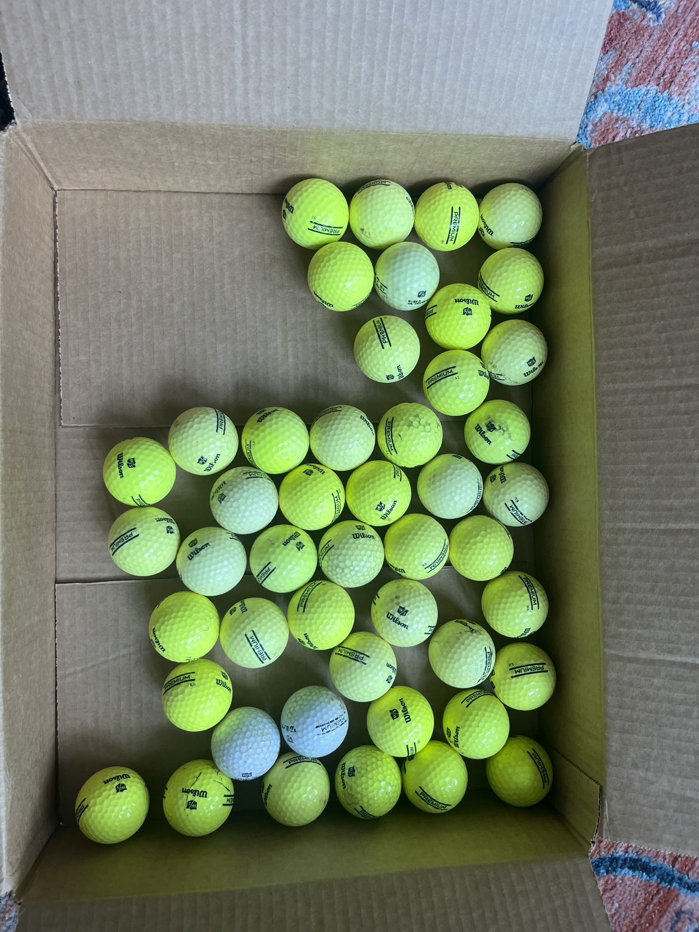 47 Wilson Premium range balls