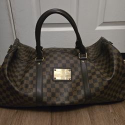 Louis Vuitton Brown Checkered Duffle Bag with Wristlet Wallet