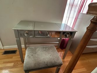 Silver Mirrored Vanity + Stool — $100