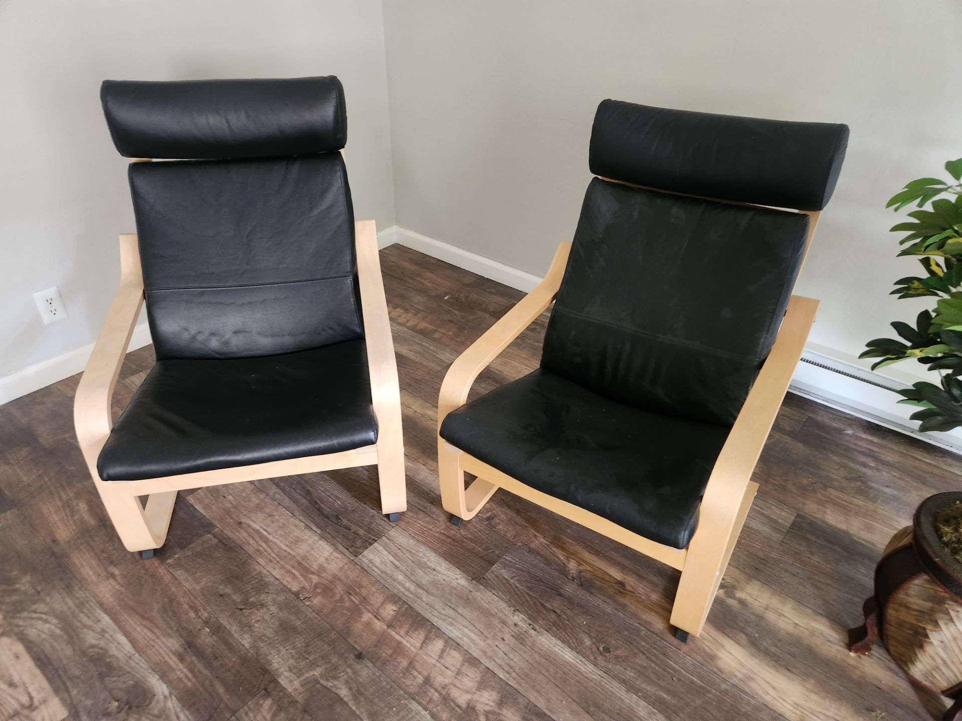 Ikea poang Birch veneer arm chair rocker 100% leather shell cushion