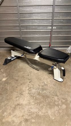 Adjustable bench
