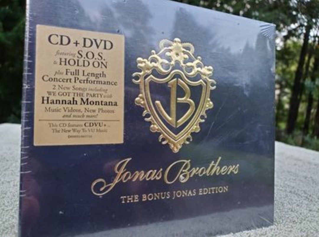 Sealed Unopened Jonas Brothers CD and DVD – The Bonus Jonas Edition