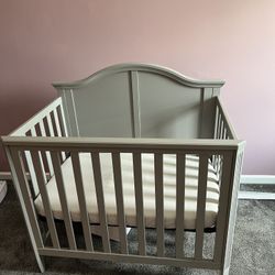 Mini Crib-gray