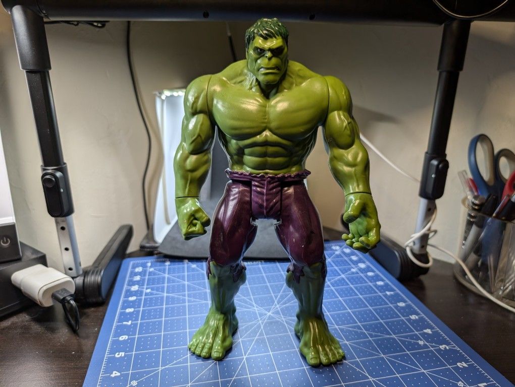 Titan Hero Series Marvel Avengers: HULK 12" Inch Action Figure 2013