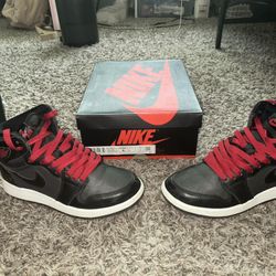 Jordan 1 Retro High Size 4y