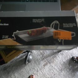 Universal fit deluxe electric rotisserie.