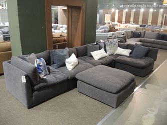Kuka Elite 5 Piece Modular Sectional