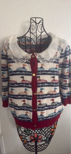 Vintage 100% cotton made in USA Knit Cardigan with Lace Collar and Novelty Print