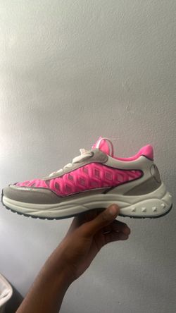 Valentino on the go runner size 38/1/2