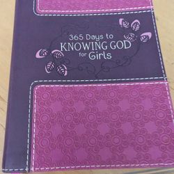 365 Days Of Knowing God For Girls