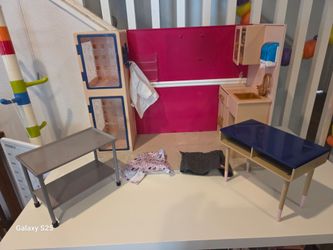 Vet Clinic for Dolls Play