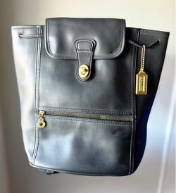Beautiful black coach 1990 vintage ! $300 pick up Crowley 76036