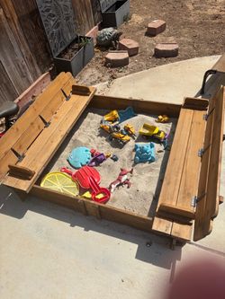 Free sand box