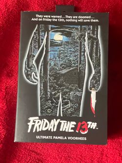 Friday 13th Pamela voorhees ultimate figure