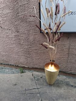 Flowers vase