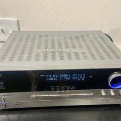 Harman Kardon stereo receiver 