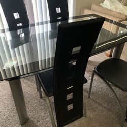 Dining Chairs , Set Of 4 New Condition 