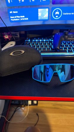 Oakley Sutro sunglasses