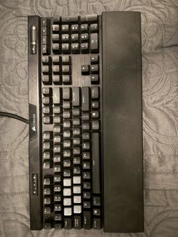 Korsair K70 RGB Gaming Keyboard