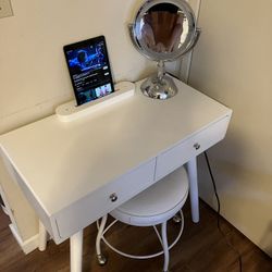 White vanity table with stool & ConAir 2 Sided Lighted Makeup Mirror Chrome with AC Plug 