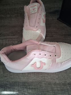 Womens true religion size 8
