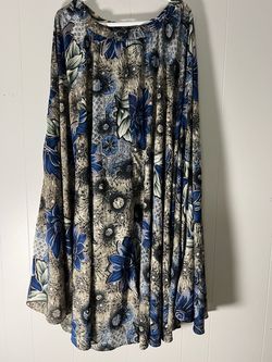 Vintage boho floral maxi skirt elastic waist flowy long skirt. Size S