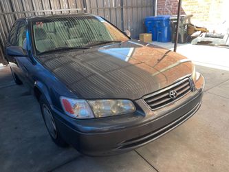 2000 Toyota Camry
