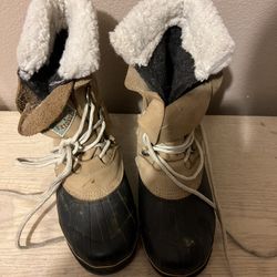 Snow Boots