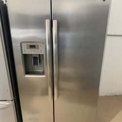 REFRIGERATOR STAINLESS GE SIDE BY SIDE