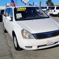 2012 Kia Sedona. Runs Great 