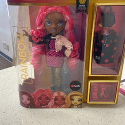 Collect The Rainbow Rainbow High Doll