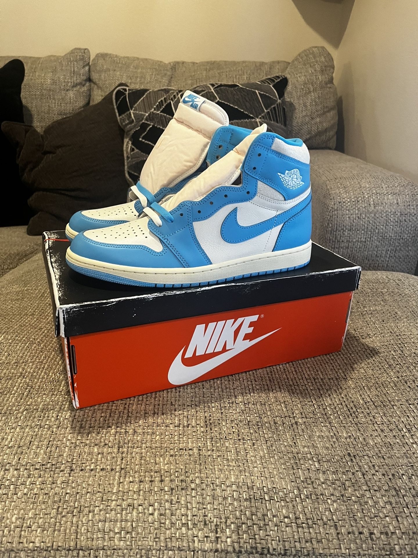 Jordan One Unc Reimagined Sz 11 *read Description *