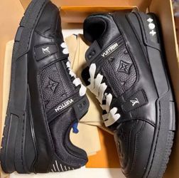 AUTHENTIC LV TRAINERS