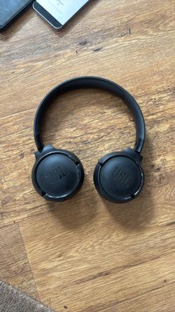 JBL headphones 