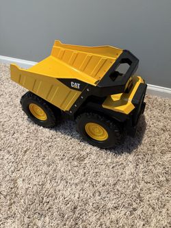Cat steel Dump Truck